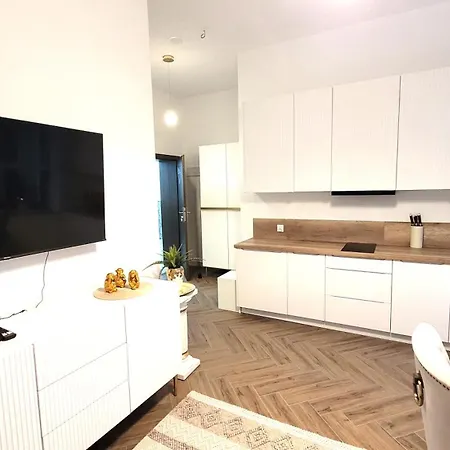 דירה Jaracza 28/9 *