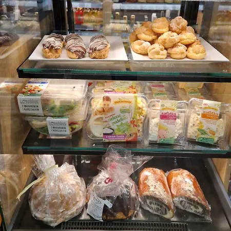 Jaracza 28/9 スウプスク